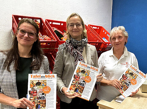 Finanzministerin Katja Wolf, hier mit Annika Riedel von der Diako Thüringen und Mitbegründerin und Vorsitzende Silvia Rost