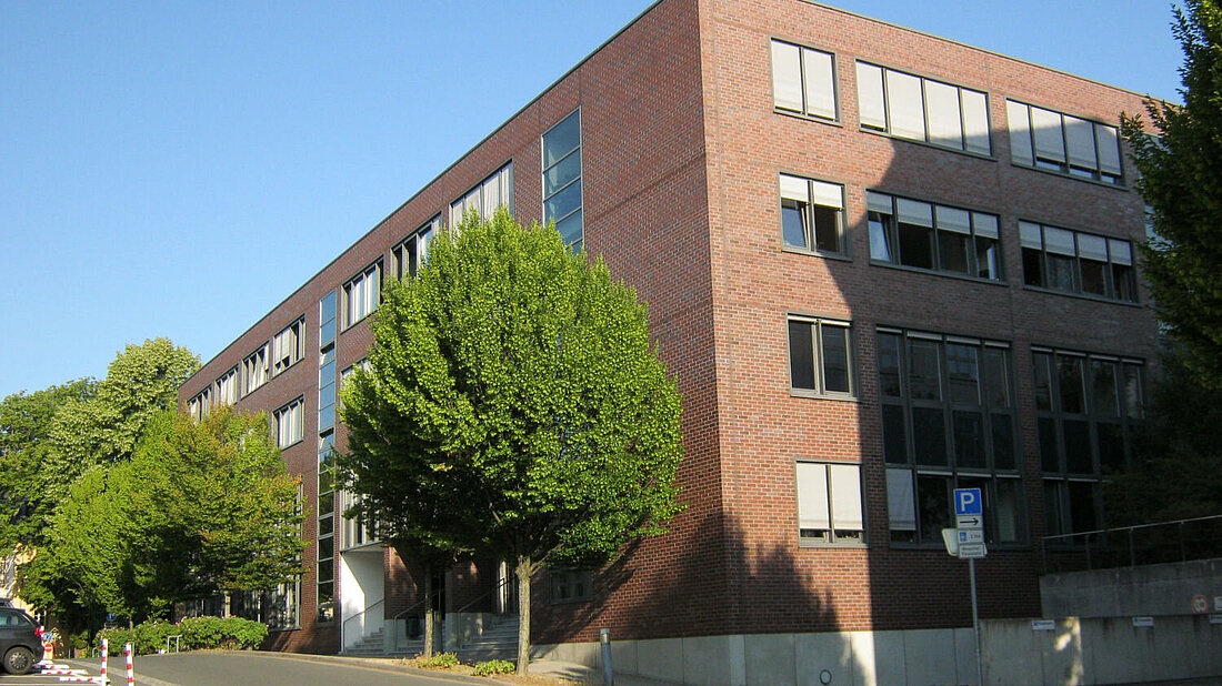 Außenansicht des Finanzamtes Ilmenau